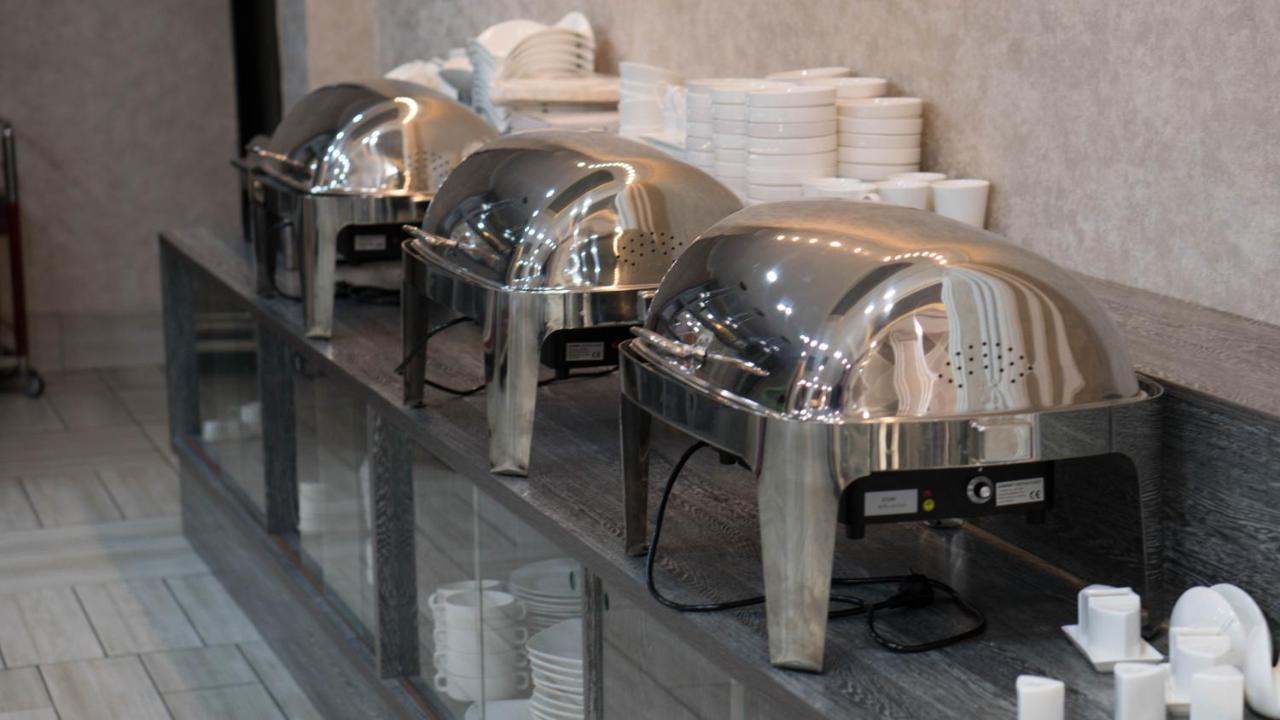 Artastana Hotell Eksteriør bilde