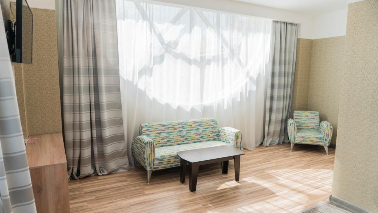 Artastana Hotell Eksteriør bilde